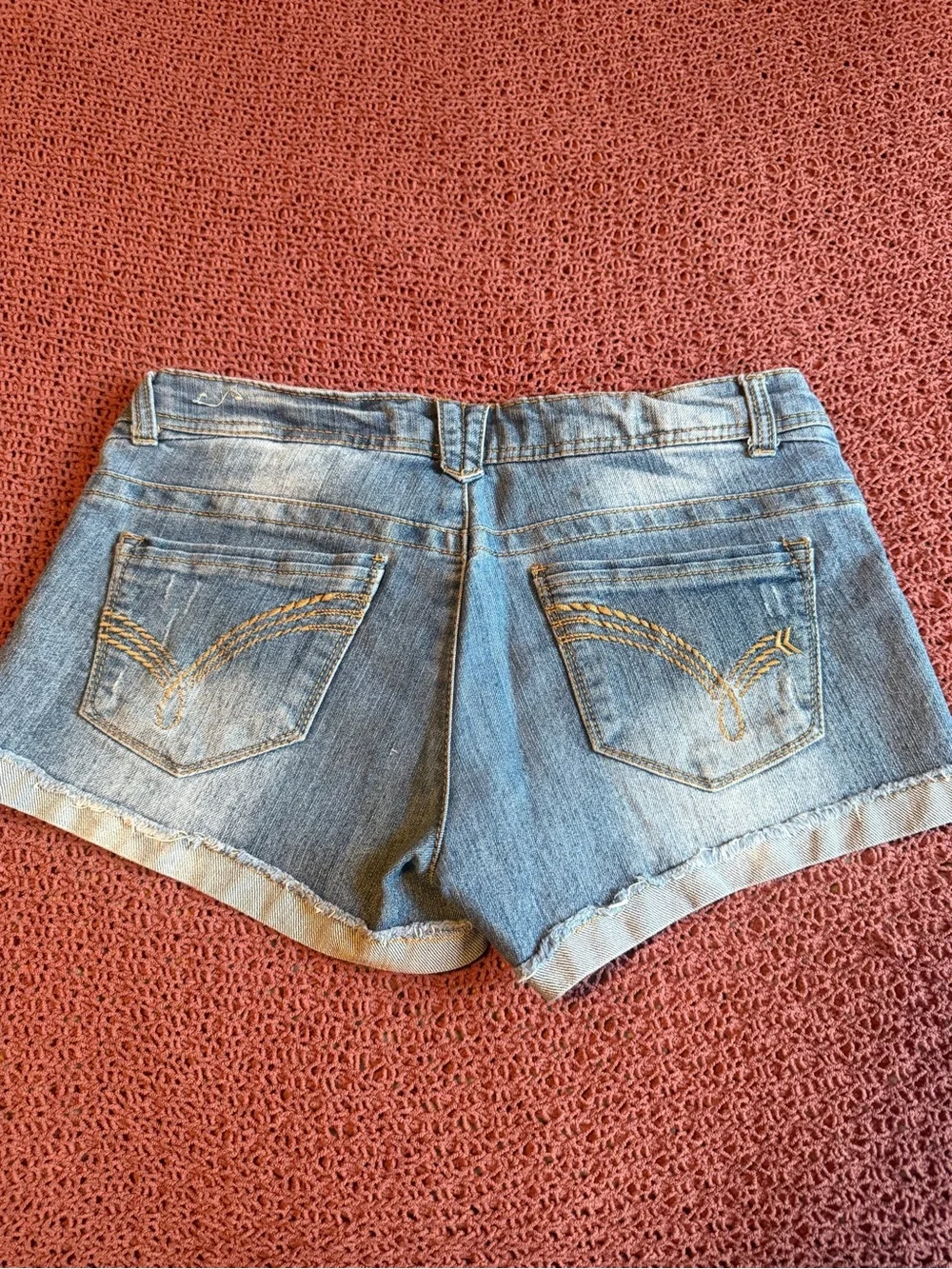 Rewind Denim Roll-Hem Shorts